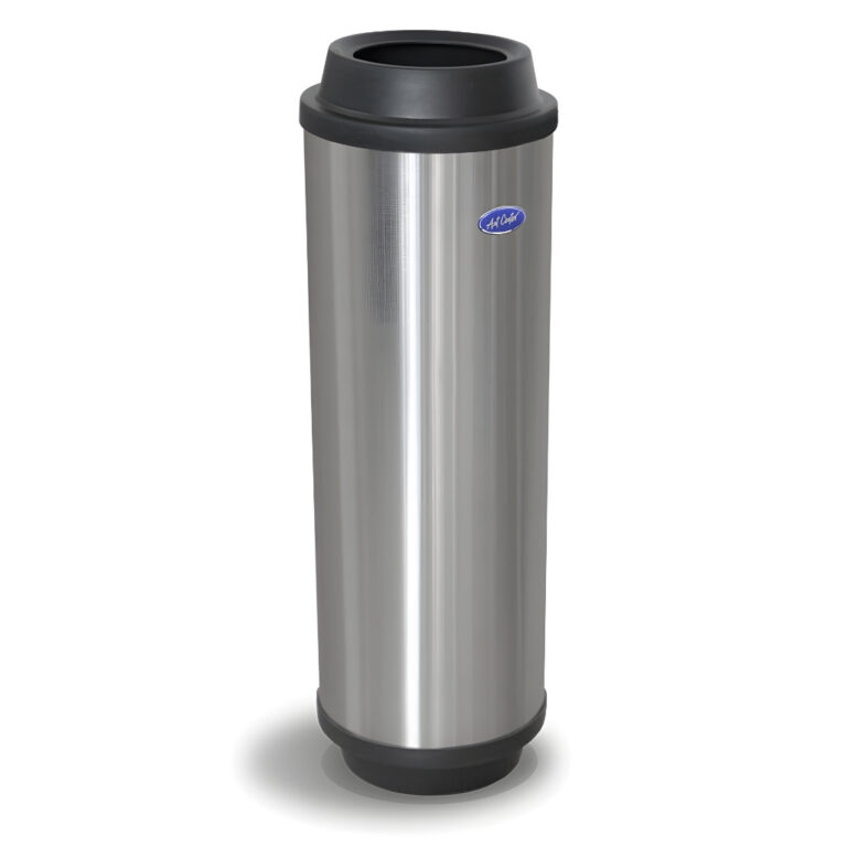 Bote de basura cilíndrico tapa pila de 25 litros modelo 620111, fabricado en acero inoxidable pulido con tapa pila negra desmontable, bote interior removible y fondo plástico de alta resistencia de 23–23.5 cm de diámetro por 61–63 cm de alto para áreas comunes.