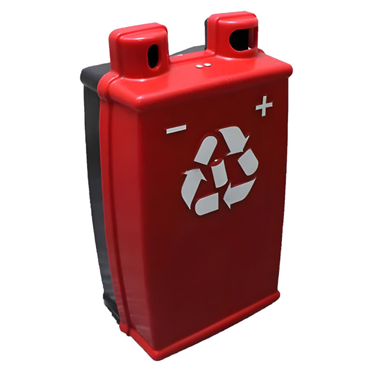 Contenedor Maxibatery rojo para recolección y reciclaje de pilas y baterías usadas con símbolo de reciclaje y polos positivo y negativo, fabricado en polietileno de media densidad para montaje en pared.
