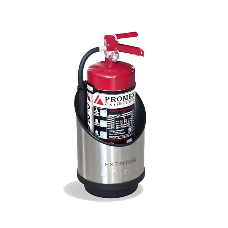 Porta extintor medio cilindro 413011 de acero inoxidable pulido, 24 × 24 × 35 cm con base plástica negra, cuerpo curvo con orificios decorativos y texto “EXTINTOR”, diseñado para extintores portátiles de hasta 9 kg / 12 lb CO₂ en interiores.